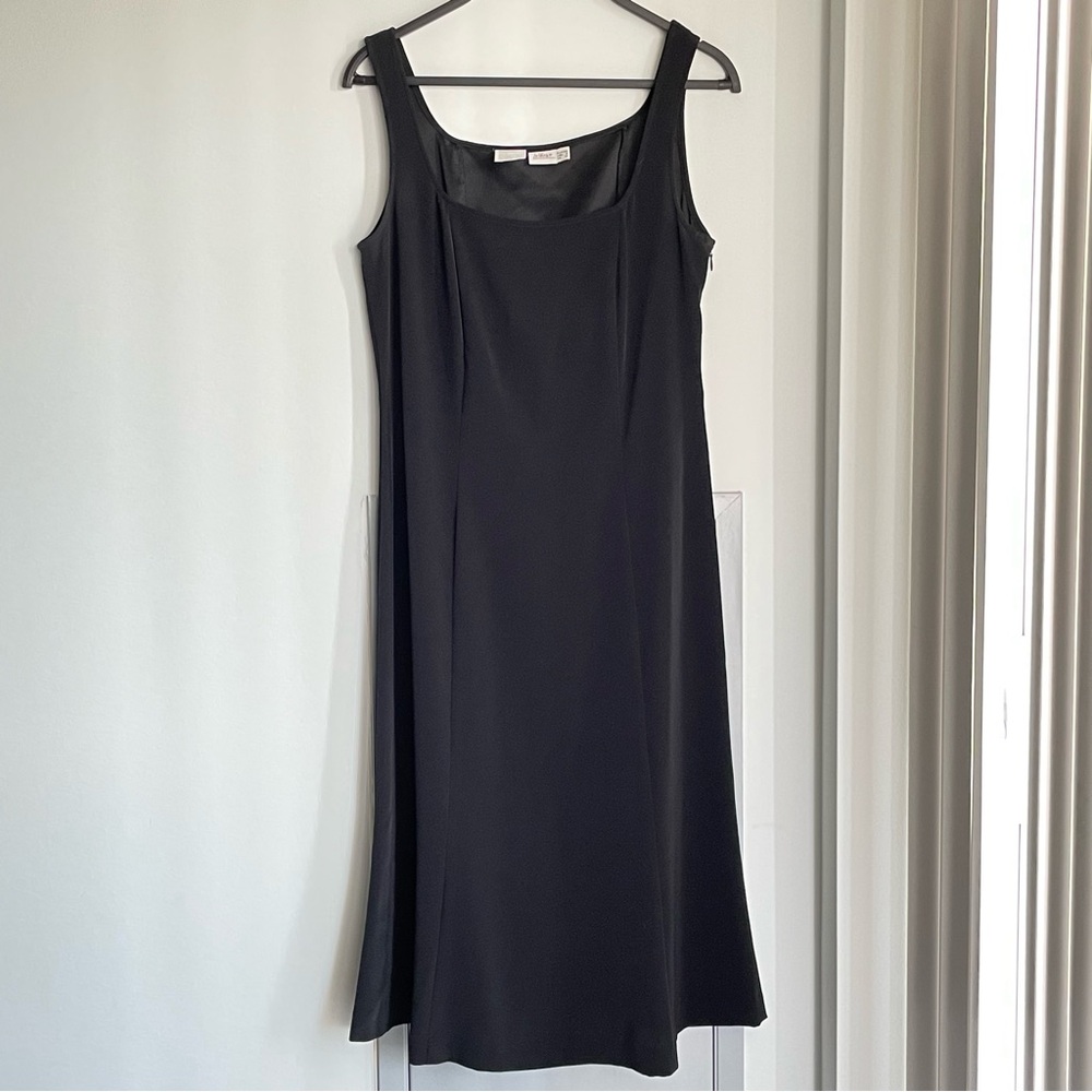 INWEAR Little Black Sleeveless Dress
